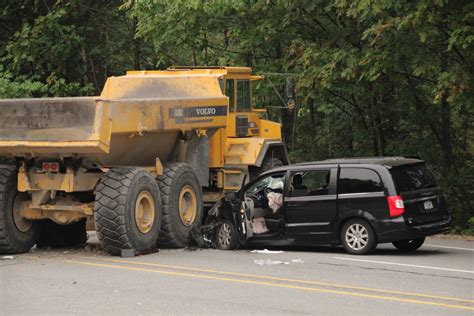 dump truck accident today